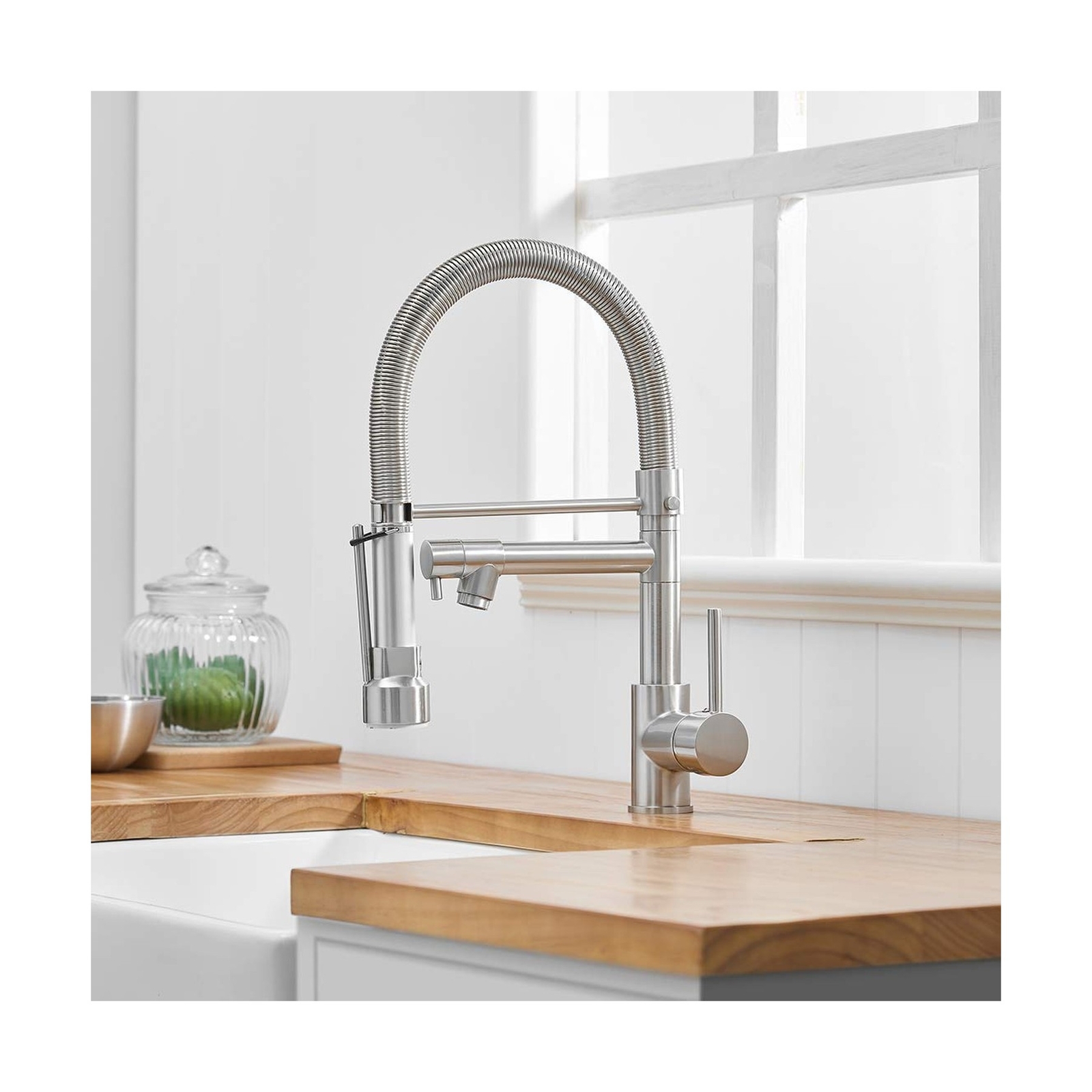 Fapully Kitchen Faucet with Sprayer,Single Handle Kitchen Faucet with Hole Co... gallery