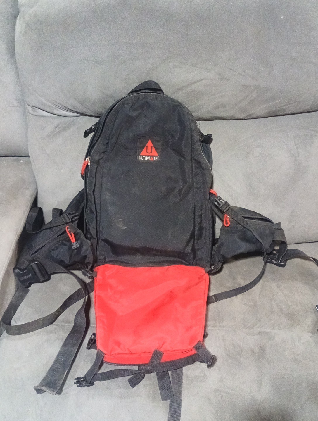 ultimate direction backpack red & black with frame hiking camping backpacking