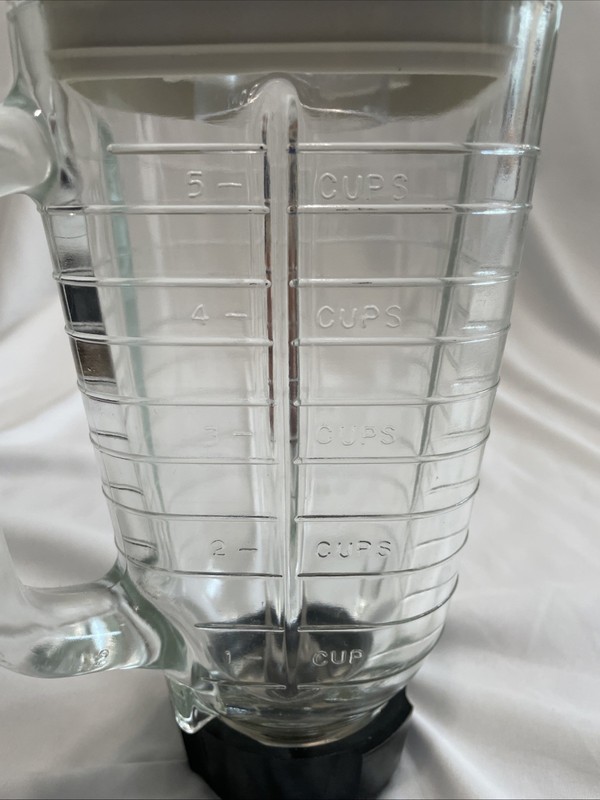 Vintage Oster Regency Kitchen Center 5 Cup 1.25 L Blender Glass Pitcher W Lid gallery