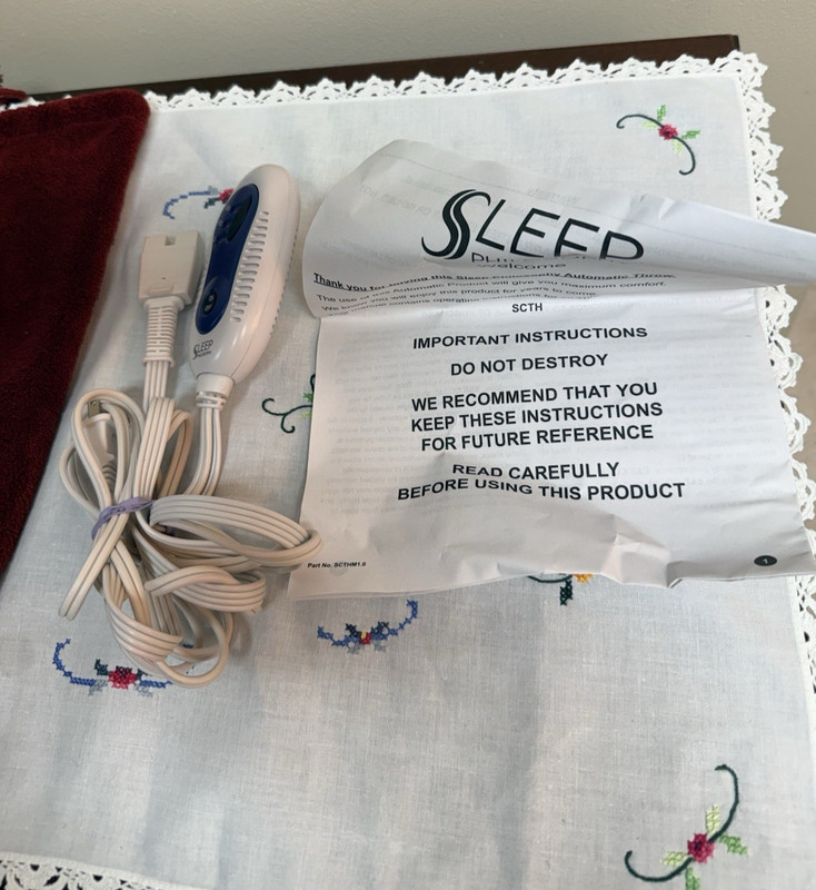 Burgundy Wine Sleep Philosophy Plush Heated Throw 50" x 60" With Drawstring Bag gallery
