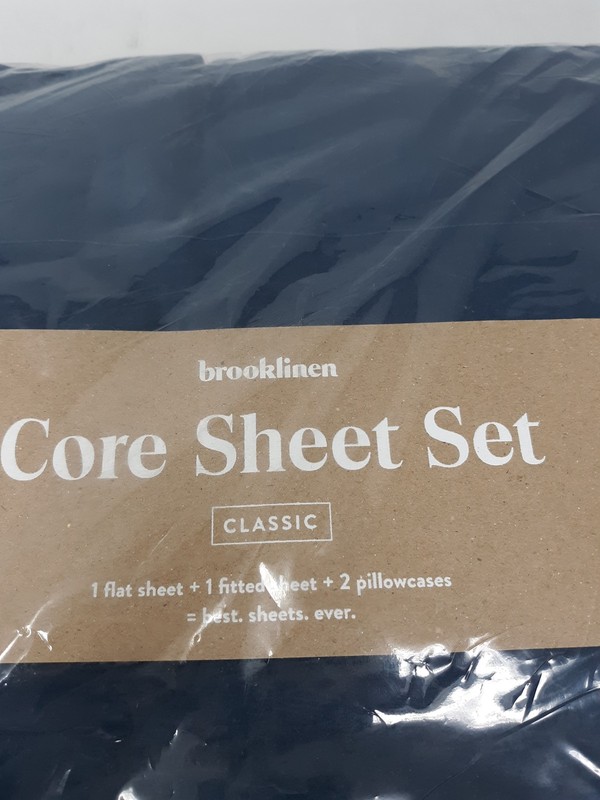 Brooklinen Classic Core Sheet Set Full Abyss Blue gallery