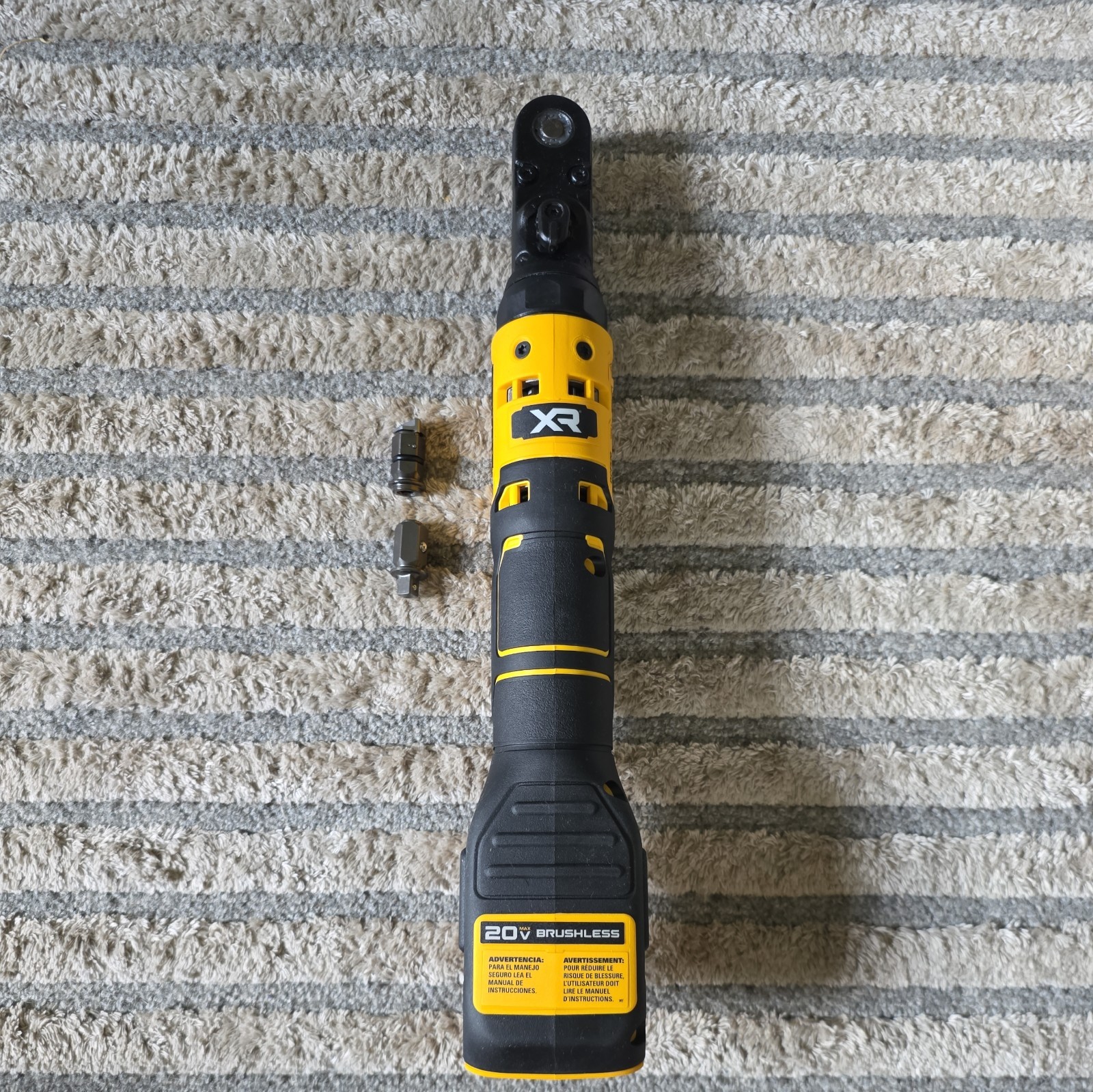 20V MAX* XR Brushless 1/4 In. & 3/8 In. Sealed Head Ratchet (Tool Only) (DCF520B gallery