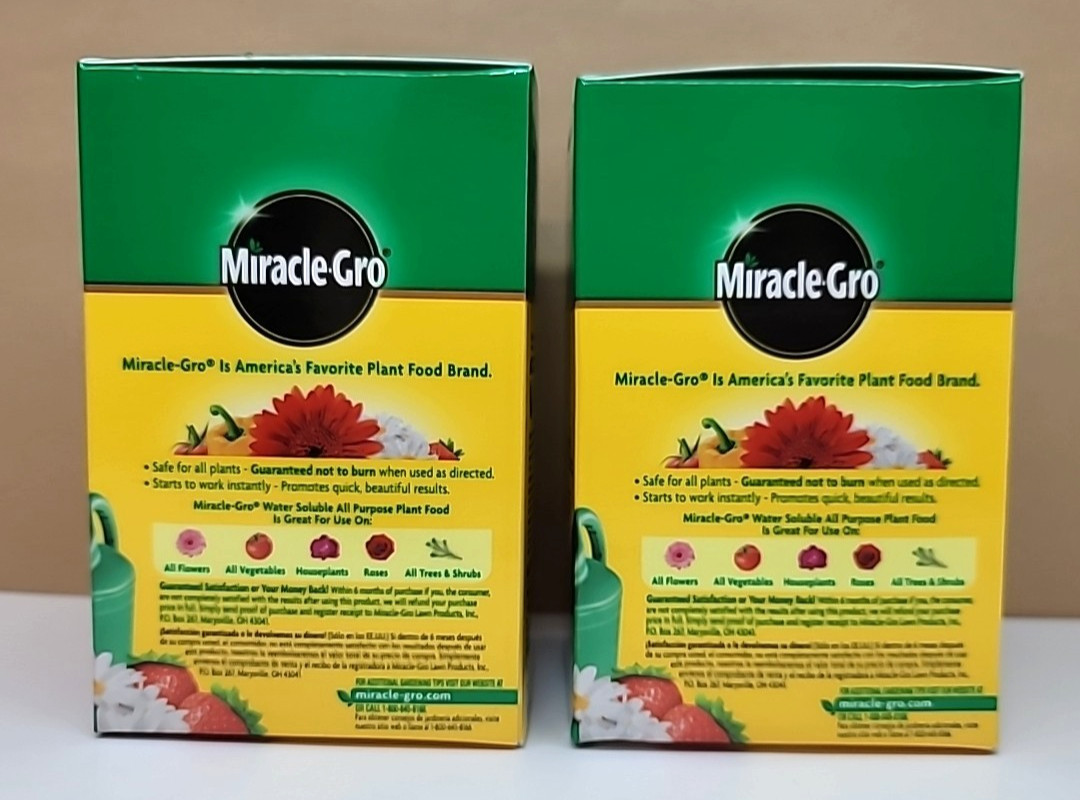 2-Pack Miracle-Gro Water Soluble All Purpose Plant Food Fertilizer 1.5 lb gallery