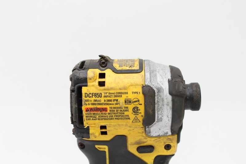 DeWALT DCF850 Atomic 20V Max Brushless 1/4" Impact Driver Kit w/ 2.0 Ah Battery gallery
