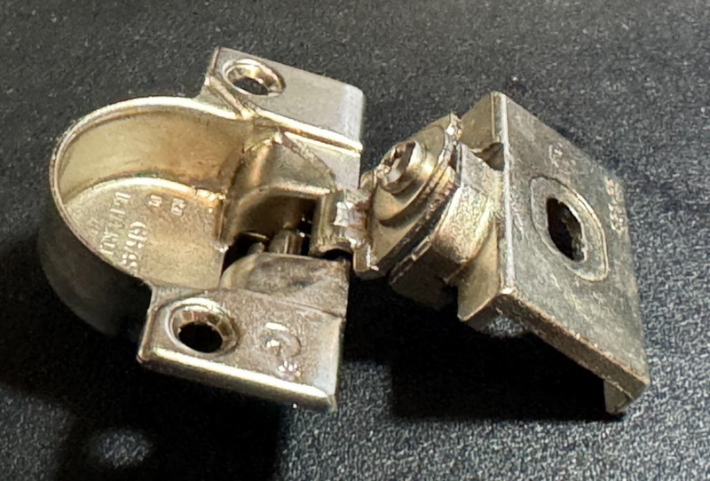 GRASS 830-33 Compact Cabinet Hinge – 1-1/4" Overlay • OEM • CLEAN & TIGHT gallery