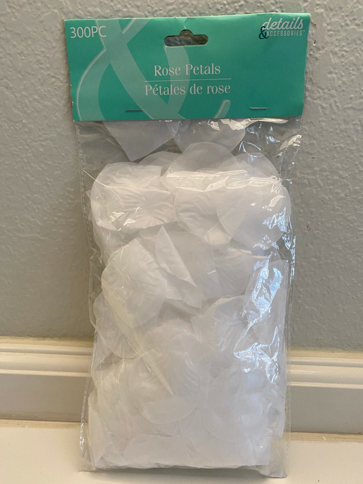 Details Accessories 300ct White Fabric Rose Petals Weddings Crafts Decorations gallery