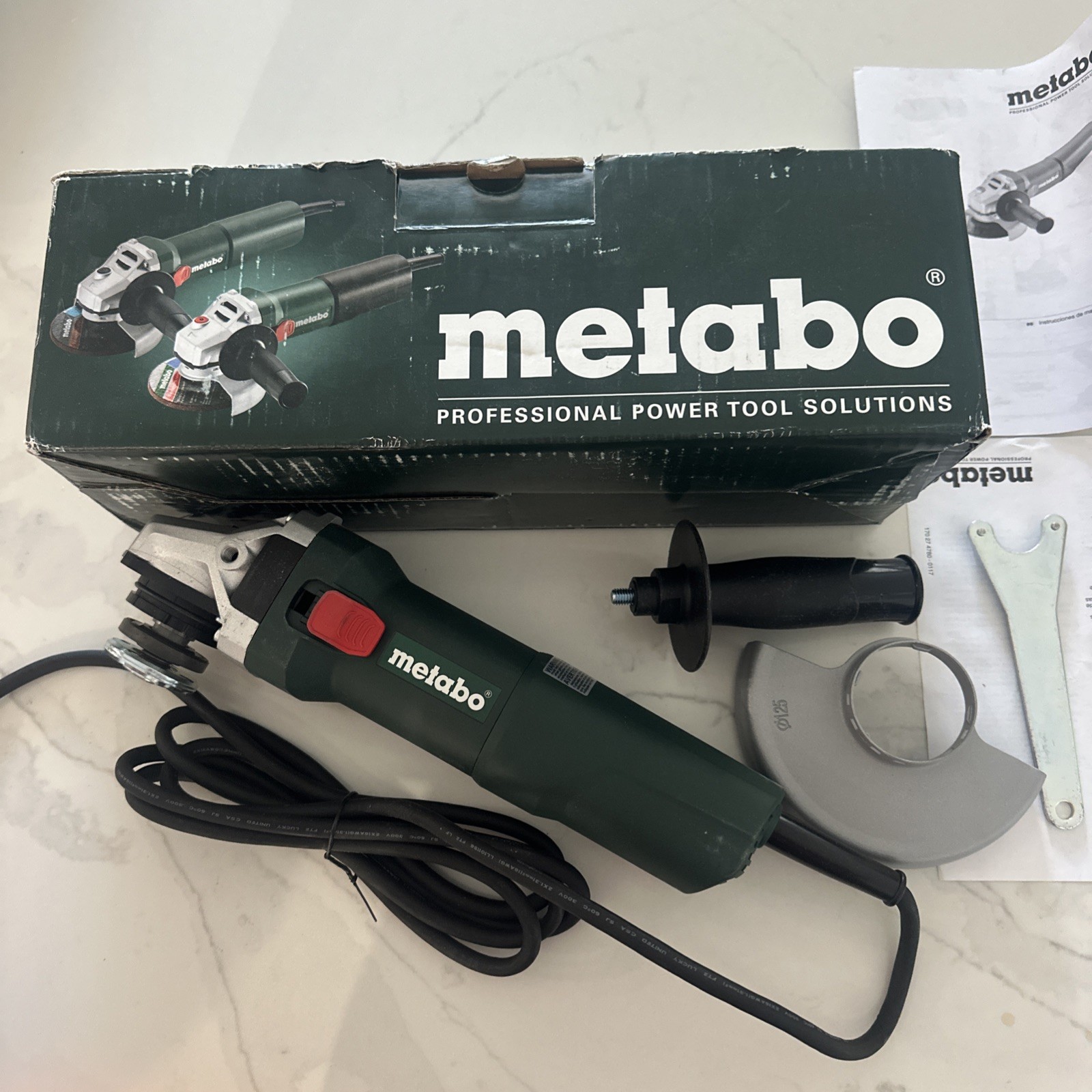 Metabo 4.5In/5In Angle Grinder - 12000 Rpm - 11.0 Amp With Lock-On - New gallery