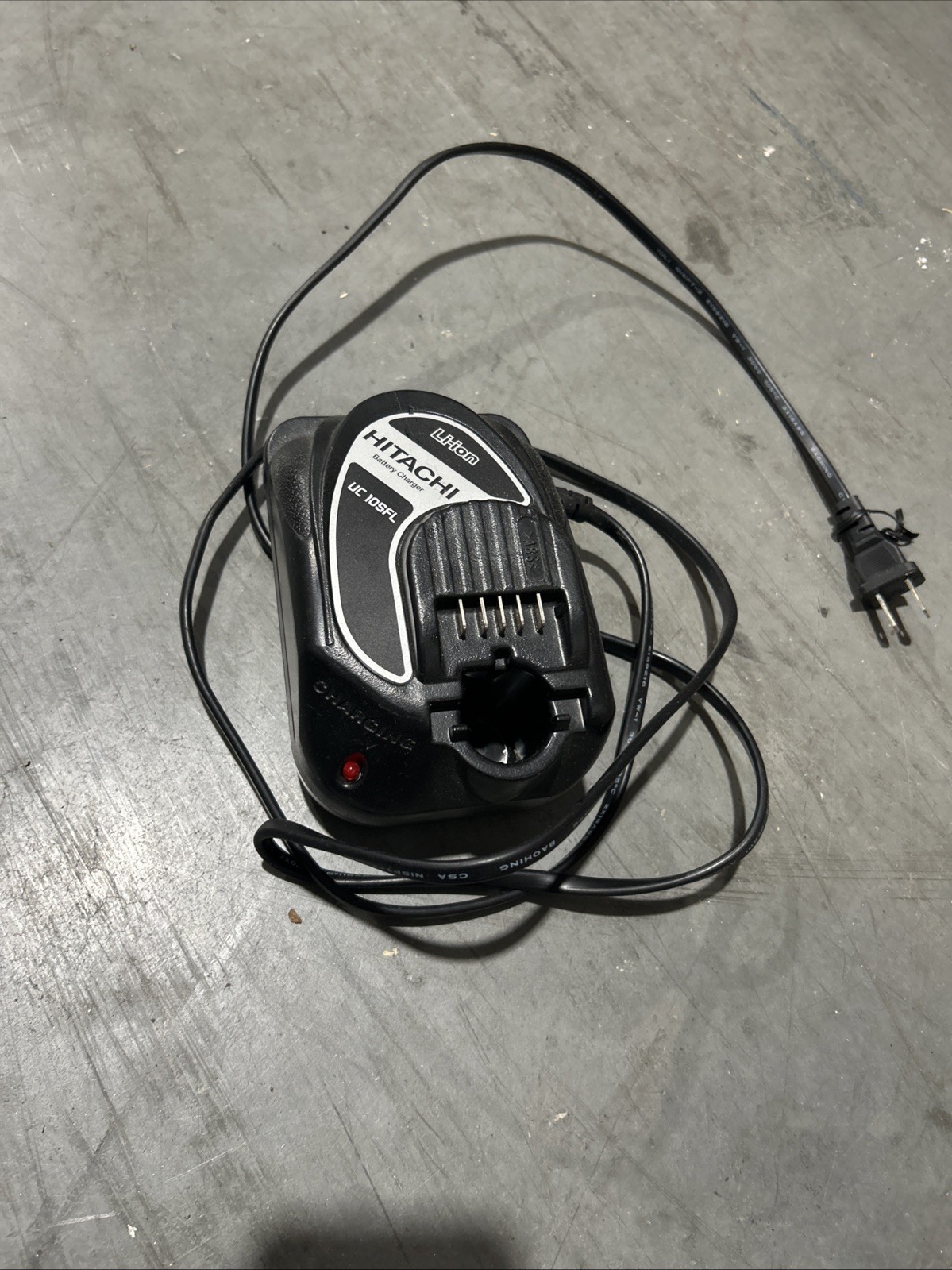 Genuine Hitachi UC10SL2 Battery Charger Li-ion 10.8v OEM Authentic! gallery
