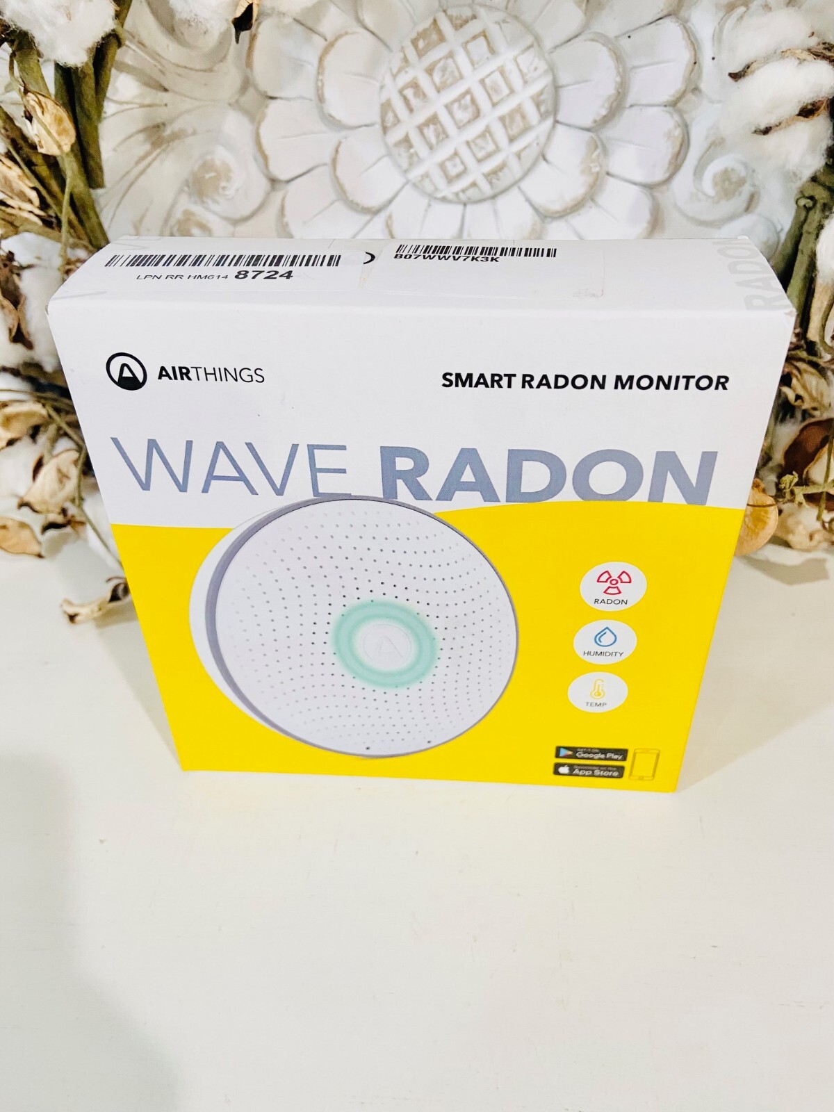Airthings 2950 Wave Radon - Smart Radon Detector with Humidity & Temperature Sen gallery