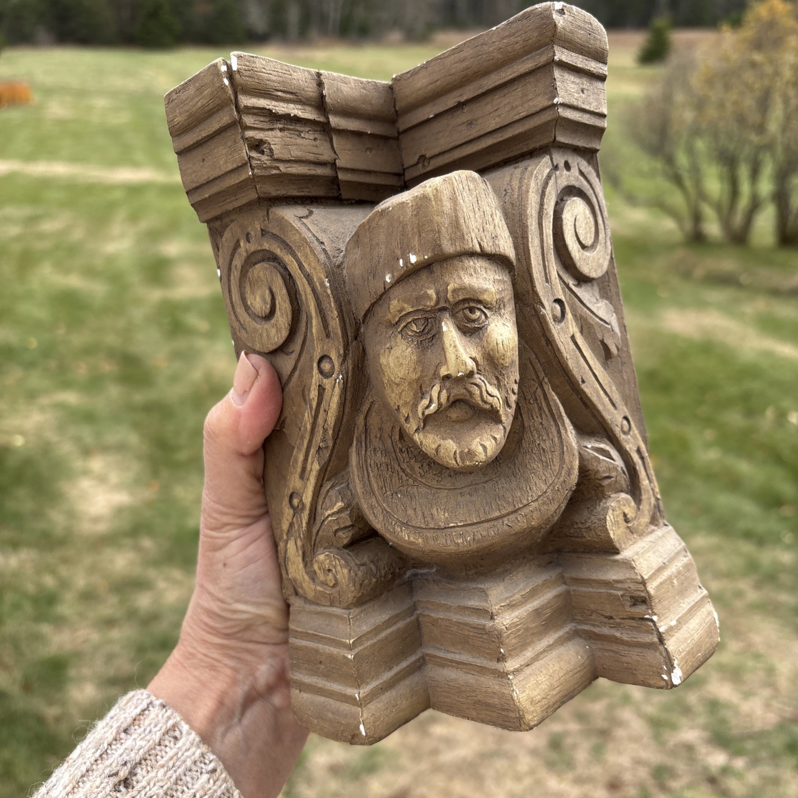 Gargoyle Studio Brooklyn NY Renaissance Man Plaster Corbel 8x4" gallery