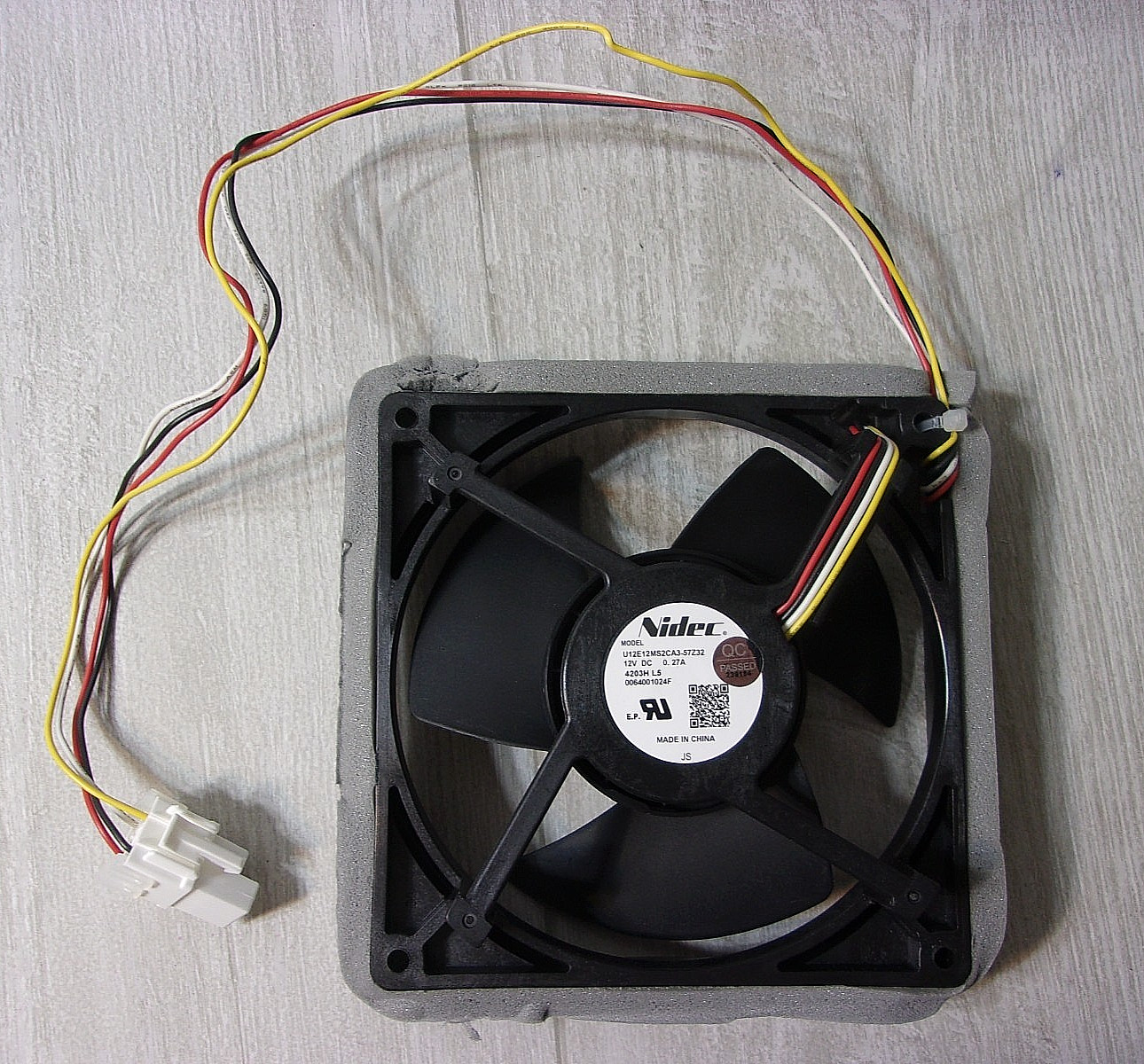 Nidec Refrig Freezer Evaporator Fan Asmbly U12E12MS2CA3-57Z32 *WR60X32088 gallery