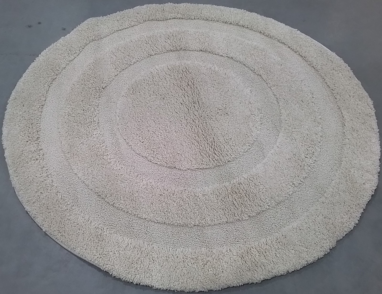 CREME 5'-0" x 5'-0" Back Stain Rug, Reduced Price 3172810025 SG454-1111-5R gallery