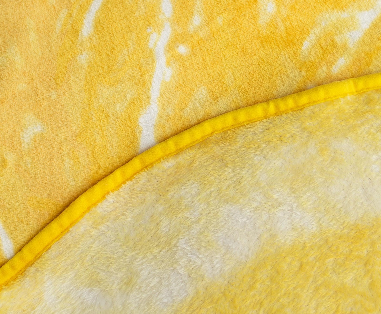 Lemon Slice Round Fleece Throw Blanket | 60 Inches gallery