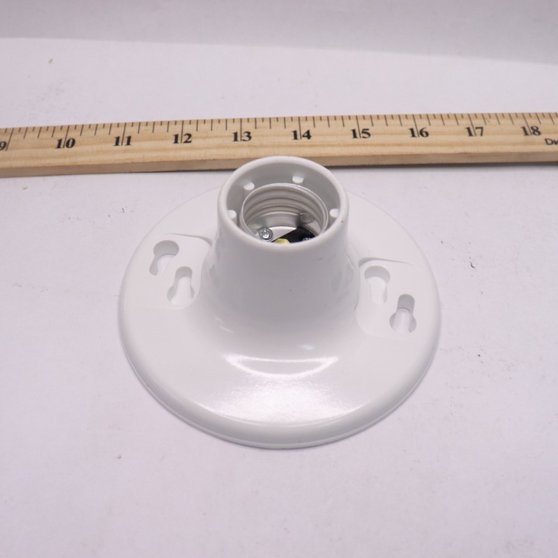 Leviton Plastic Pull-Chain Lampholder gallery