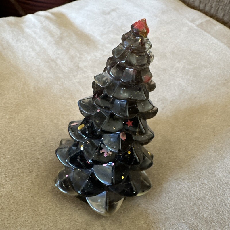 Artificial Gemstone (Obsidian Venus) Christmas Tree Figurine gallery