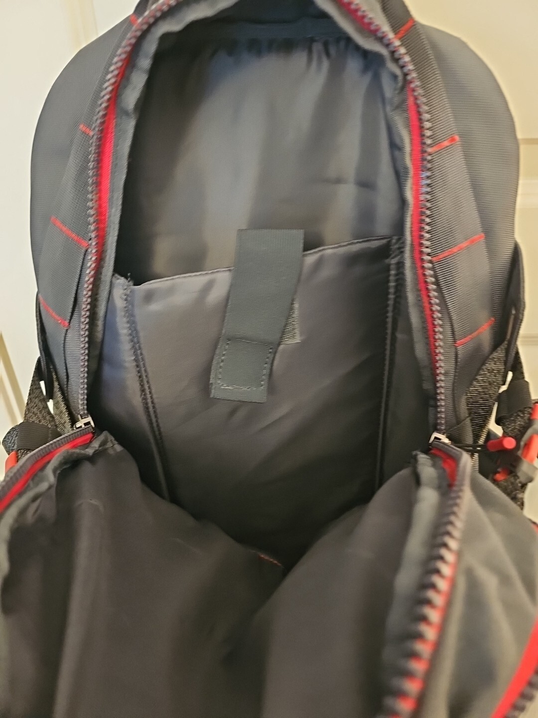 Nathan Kinney Outdoor Backpack Graycwith Red 5