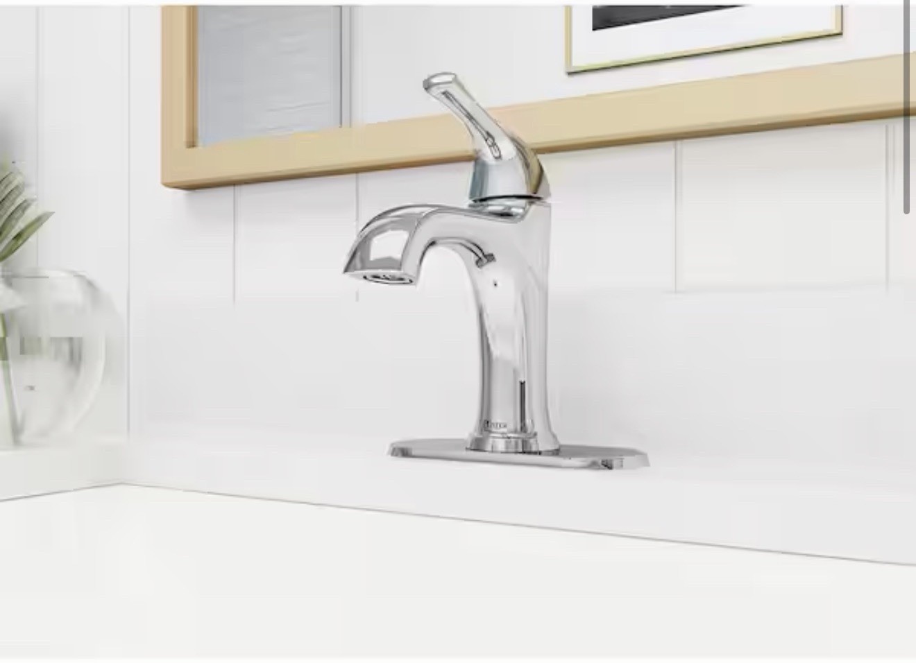 Pfister Ladera Single Hole Single-Handle Bathroom Faucet in Polished Chrome gallery