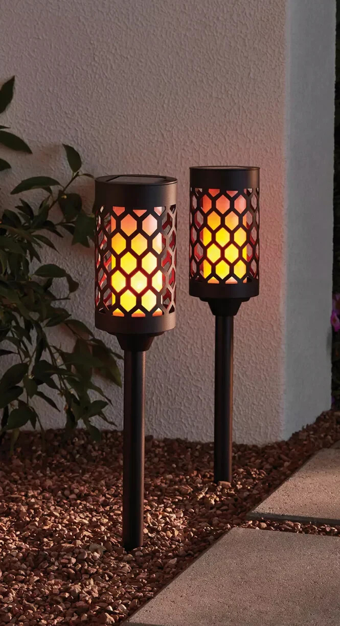 Members Mark 20 lumen Solar Torch Light Die-cast Aluminum and Glass 2 Pack gallery