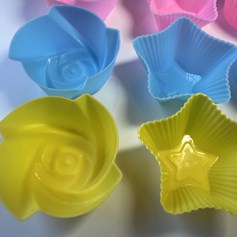 Silicone cupcake liners reusable 34 pcs dishwasher safe gallery
