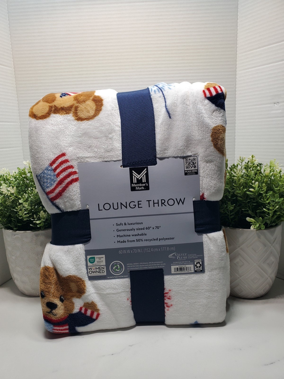 Member's Mark Red, White & Blue Lounge Throw 60" x 70" Americana Teddy 💘🤍💙NEW gallery
