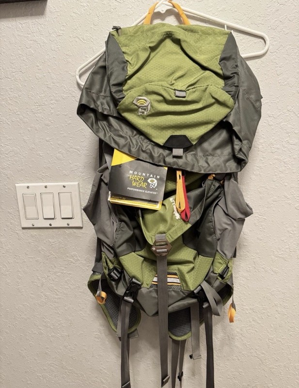 Mountain Hardwear Performance Elevated Fluid 32 Regular Backpack New With Tags
