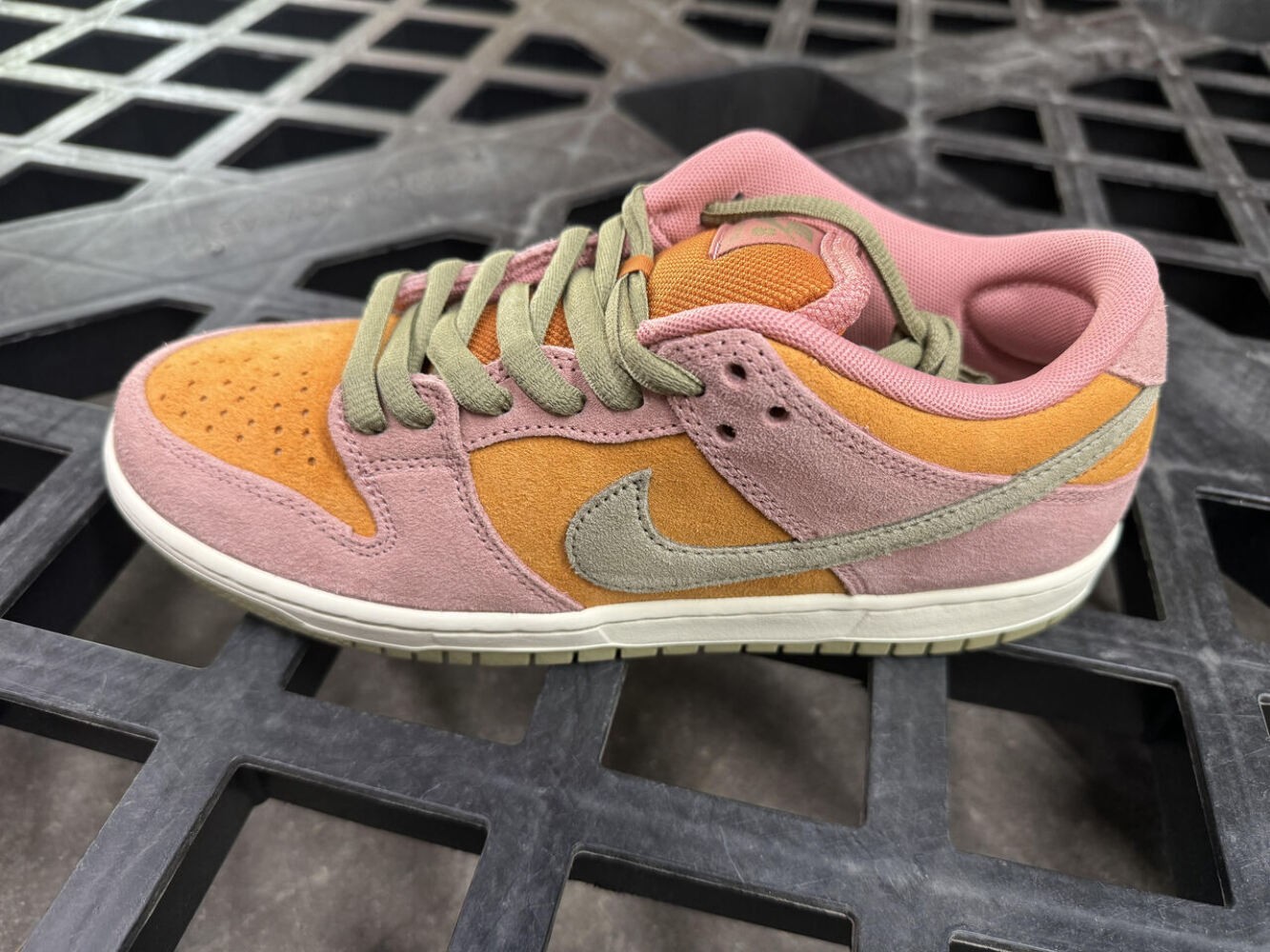 Nike SB - Dunk Low Pro Shoes | Red Stardust gallery