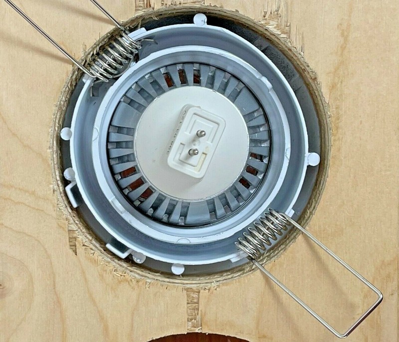 3 Inch MR16 Recessed Light Adjustable Ring Gimbal Trim, White finish (354-900) gallery