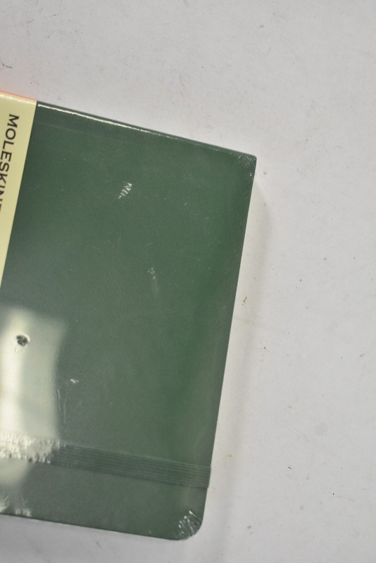 Moleskine Classic Collection Ruled Notebook 192 Lined Pages 13cm x 21cm Green gallery