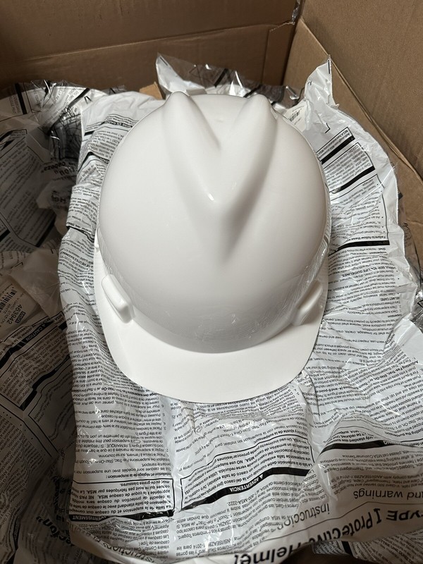 ⚡️MSA Safety Helmet Protective Hard Hat Type 1 White V-Gard Rachet Front Brim gallery