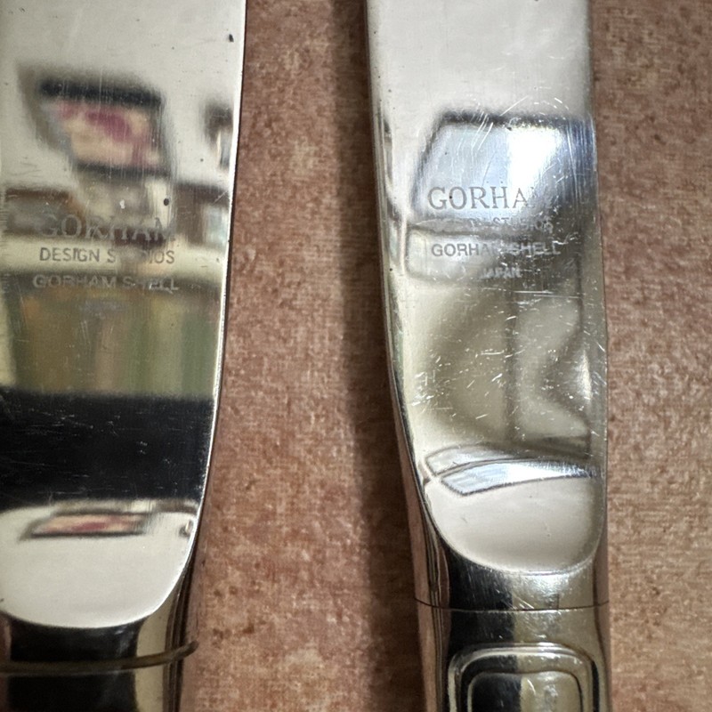 Gorham Shell 2 Dinner Knives Stainless Steel 18/8 Flatware gallery