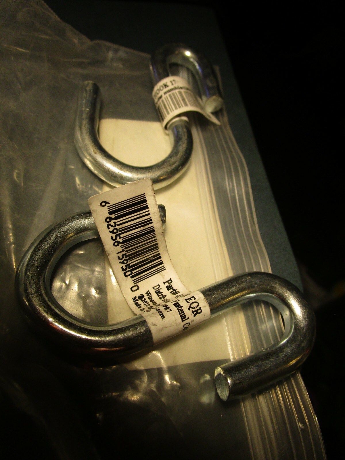 (15) #17 2-1/2"L-Inside .312"-Wire 255lb-WLL Zinc Plated S-Hook gallery