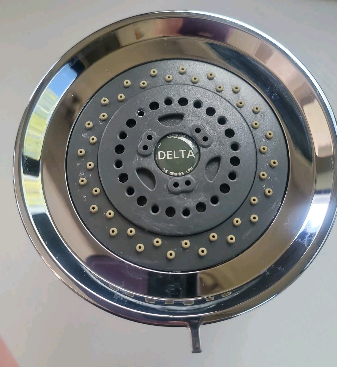 Delta Faucet RP48590 Touch-Clean 3-Setting Showerhead, Chrome 2.5 GPM gallery