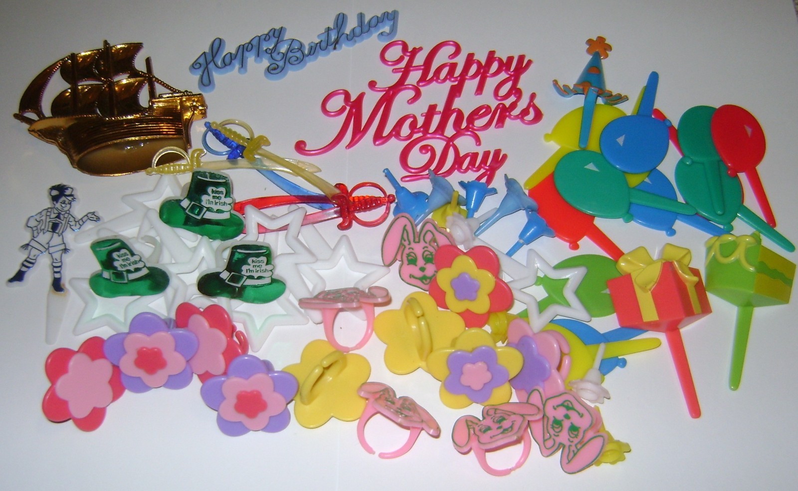 Vintage SPECIAL OCCASIONS CUPCAKE or CAKE PICKS 1980's??? Free Shipping! gallery