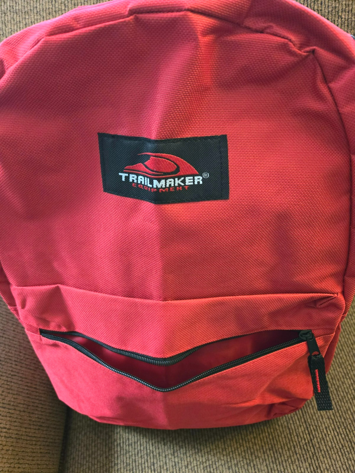 Trail maker Classic 17 Inch Backpack with Adjustable Padded Shoulder Straps RED 2
