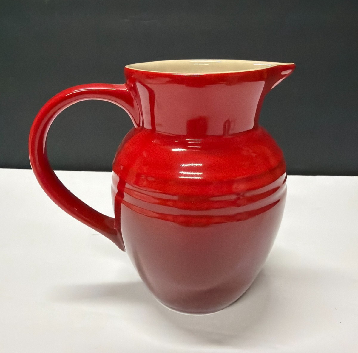 Le Creuset Stoneware CARAFE Scarlet Red Ombre Decorative S* gallery