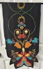 Table Runner 13” x 47” Black Wool Blend Multicolor Crewel Embroidered EUC