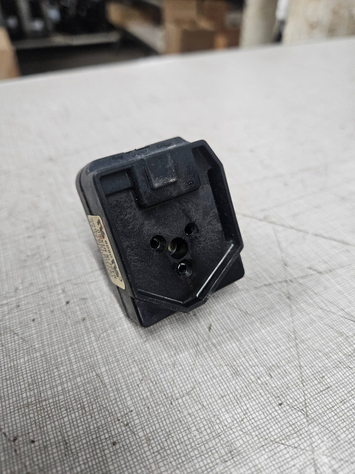G.E. 3ARR55M4F1E COMPRESSOR START RELAY NOMINAL HP 1/5- 1/4 gallery