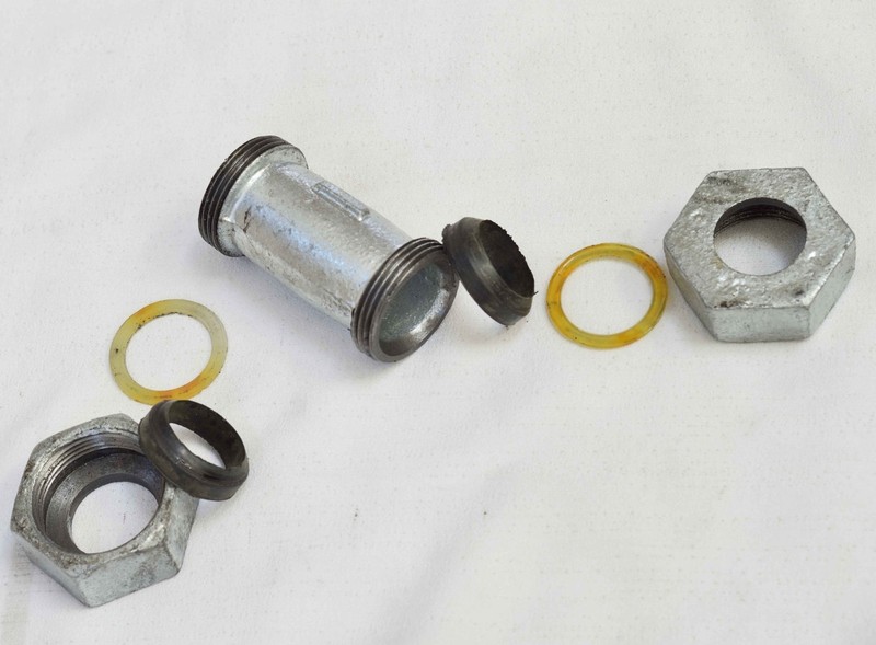 (25) Coupling Compression Repair, Dresser Galvanized Steampunk fitting.NEW. NOS gallery