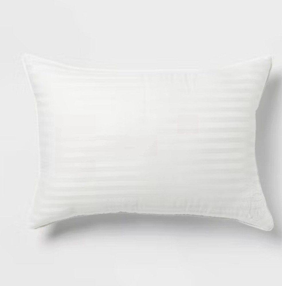 Threshold Hotel Sateen Down Alternative Firm Pillow Standard/Queen 20x28in 300TC