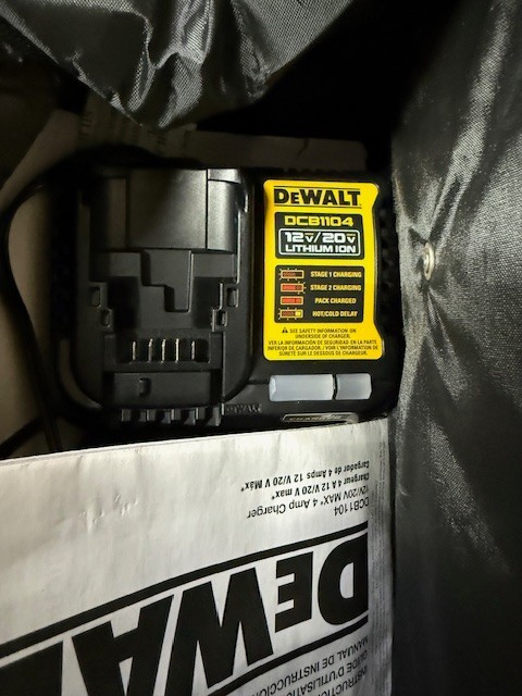 DEWALT DCB1104 12V-20V-60V 4 AMP Li-Ion Battery Charger + CONTRACTORS BAG gallery