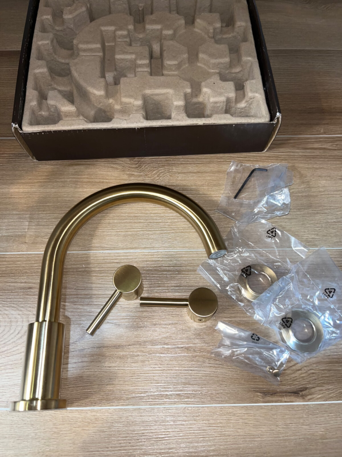 Signature Hardware 483815 Lexia Deck Mounted Roman Tub Filler Faucet Gold gallery