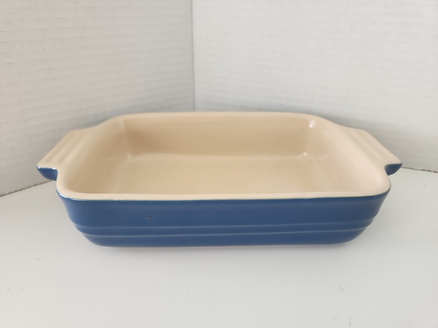 LE CREUSET 16-21 Stoneware Rectangular Baking Casserole 8”x6”x2.5" Blue Tan gallery