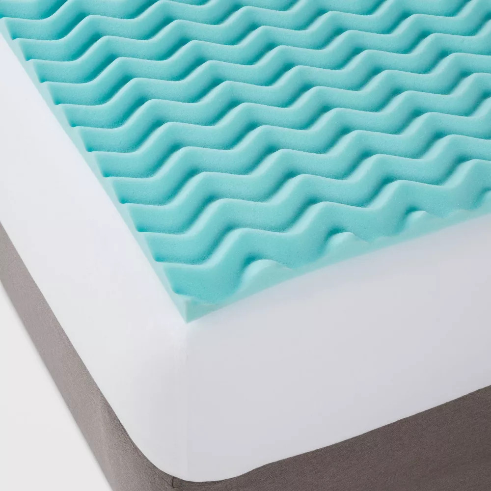 Queen 1.5" Reversible Wave Memory Foam Mattress Topper - Made By Design gallery