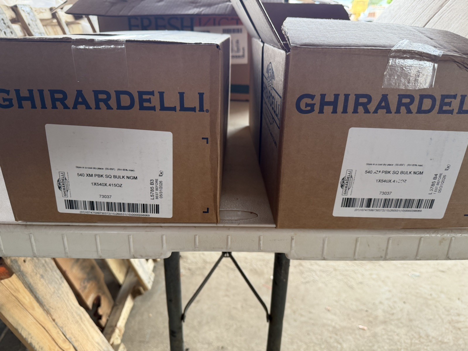 Ghirardelli PEPPERMINT BARK Milk Chocolate Squares-540 Pcs Bulk PLEASE READ gallery