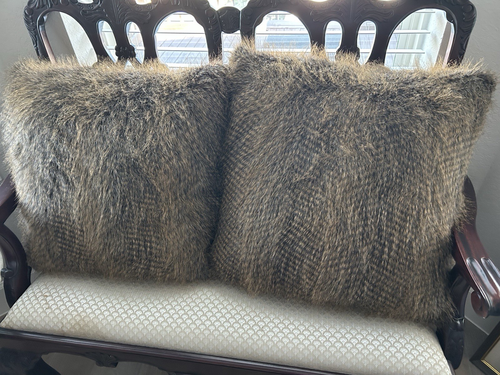 Two Large Fur Like 20”x20”x8” Throw Pillows Duck Down Filled Zipper Closure gallery