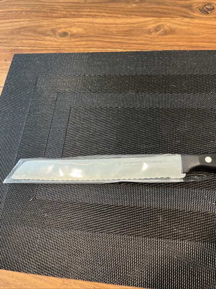 Wusthof Gourmet 21/20 - 8" Bread Slicing Knife Serrated Solingen Germany