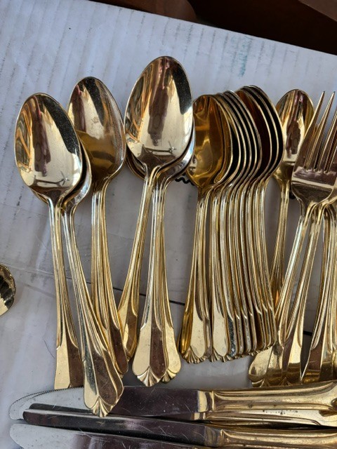 Vintage Hampton Silversmiths Stainless Gold Electroplate Finish 77 Pieces gallery