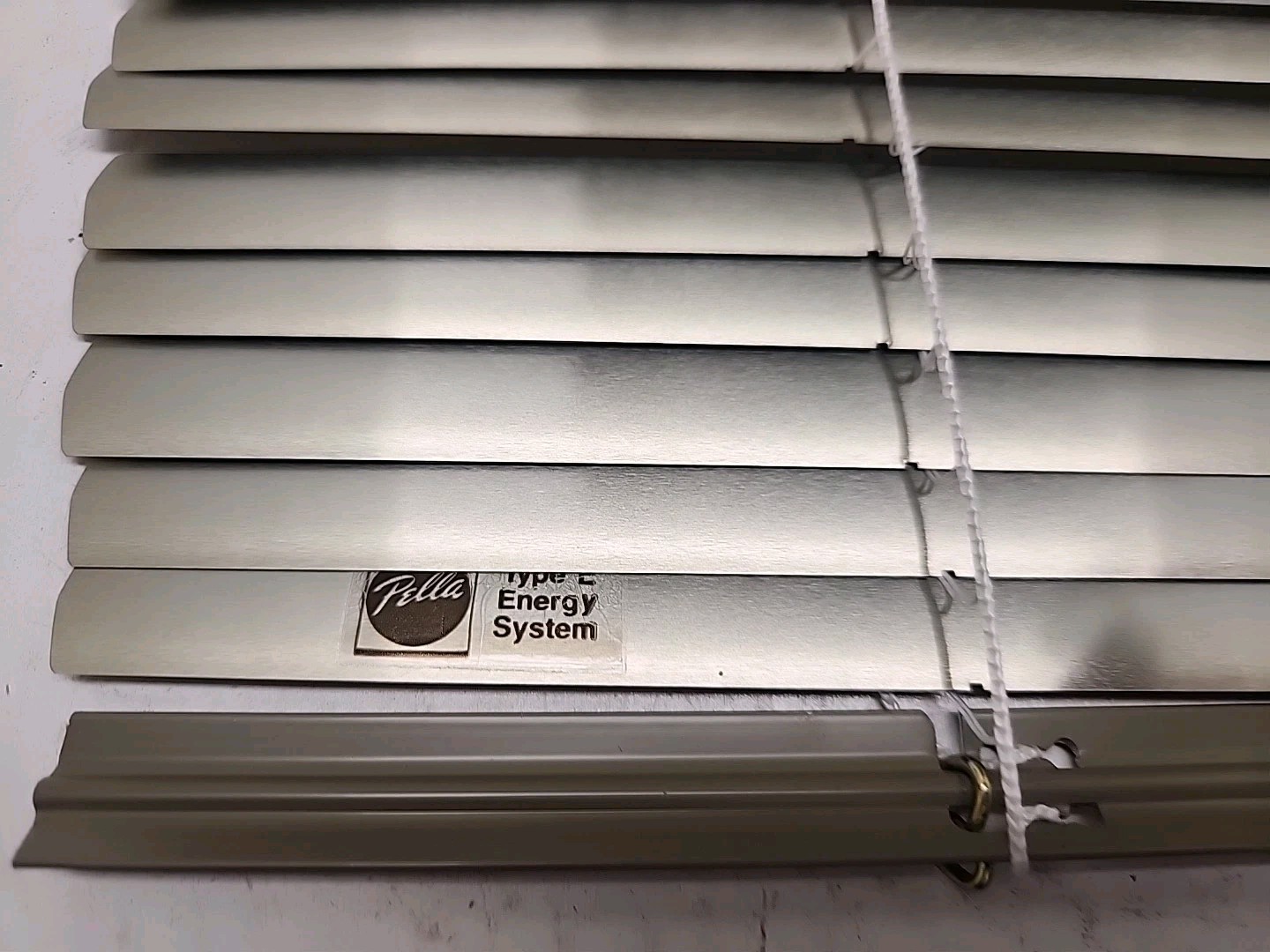 1- Pella Windows - Between the Glass Slimshade Blinds-20x 60 Rare Used Low-E gallery