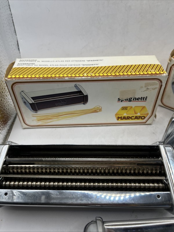Marcato Spaghetti & Pappardelle Attachment for Atlas 150 Pasta Machine Silver gallery