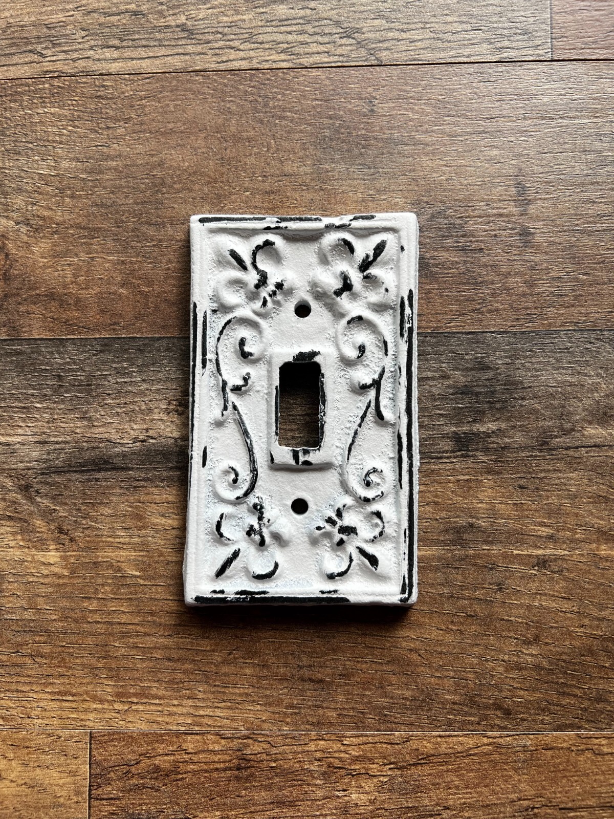 Iron Single Toggle Light Switch Wall Plate Cover, Shabby Chic White Victorian gallery